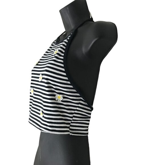 ALMOST Famous Black & White Stripped With Daisies Halter Top  Size S - Picture 3 of 6